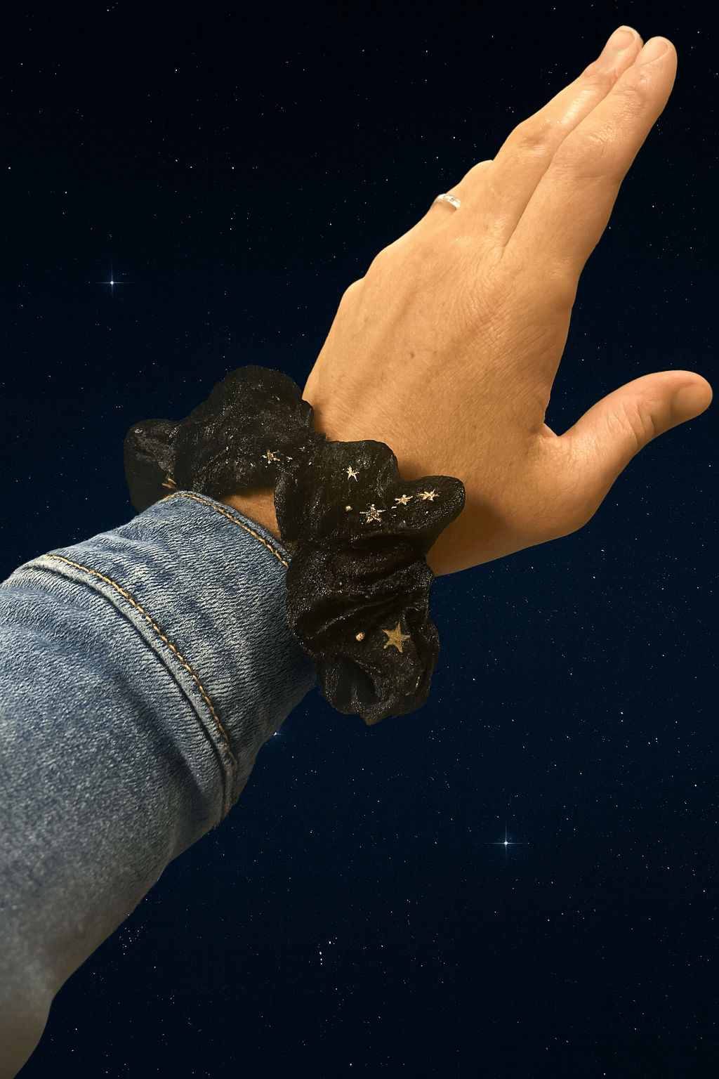 Tranquil Scrunchie